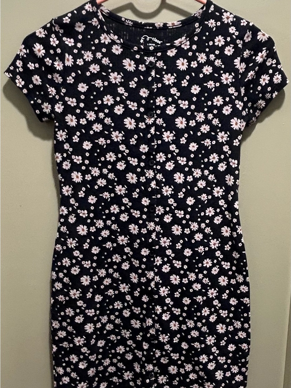 art class Black Midi Dress with White and Light Pink Daisies